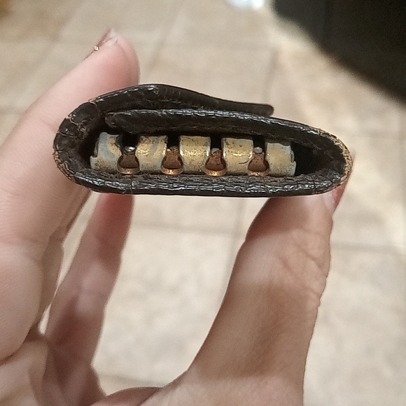 Louis Vuitton Key Holder Four Monogram Vintage - Picture 10 of 13